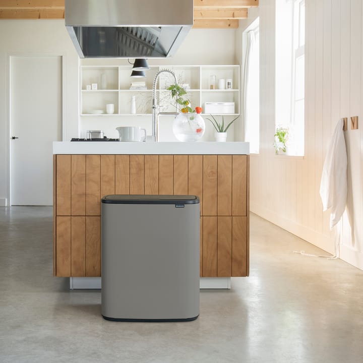 Bo touch bin 60 L - Mineral concrete 灰色 - Brabantia