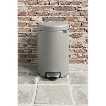 New Icon 脚踏式垃圾桶 12升 - Mineral concrete 灰色 - Brabantia