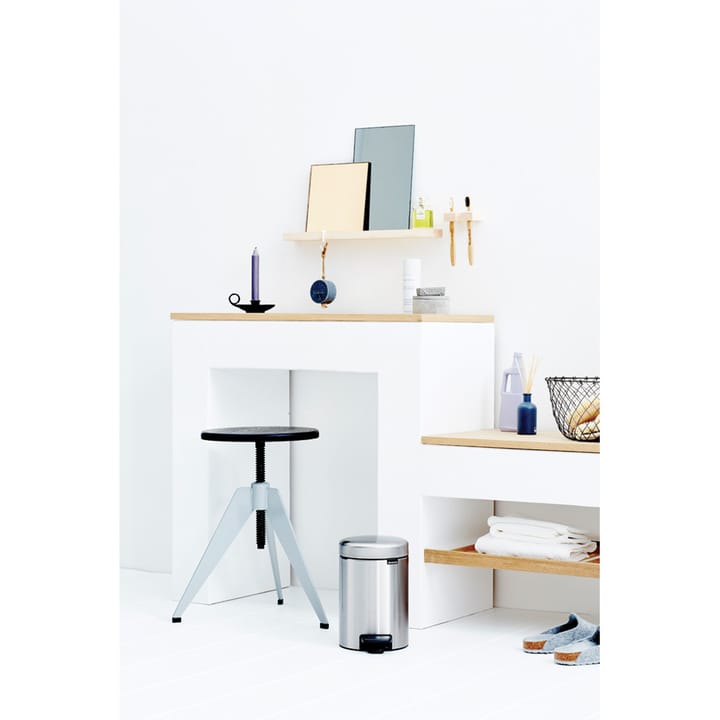 New Icon 脚踏式桶 3 liter - Matt steel fingerprint proof - Brabantia