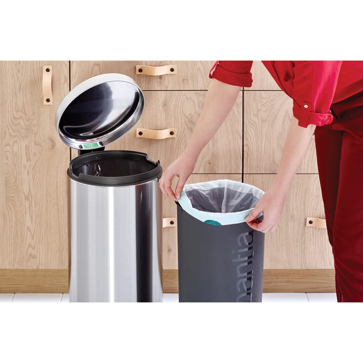 New Icon 脚踏式桶 30 liter - Matt steel fingerprint proof - Brabantia