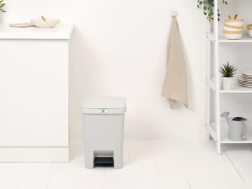 StepUp 脚踏式桶 25 L - Light grey - Brabantia