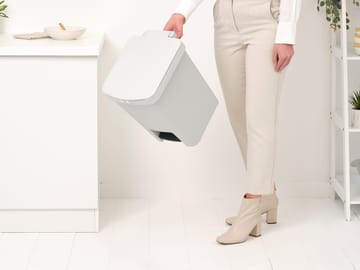 StepUp 脚踏式桶 25 L - Light grey - Brabantia