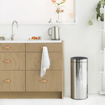 Touch Bin 垃圾桶 30 liters - brilliant steel - Brabantia