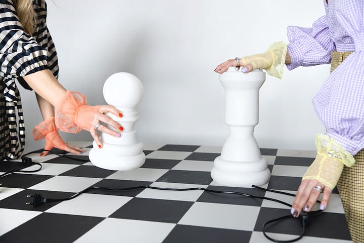 Chess Pawn 台灯 - 白色 - Byon