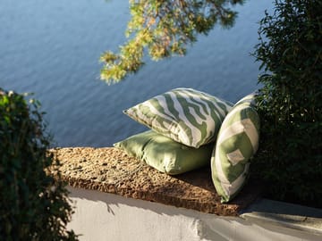 Impal Outdoor cushion - Sage/off 白色. 50 cm - Chhatwal & Jonsson