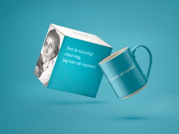 Astrid Lindgren 马克杯 'Det är konstigt med mig…' - Swedish text - Design House Stockholm