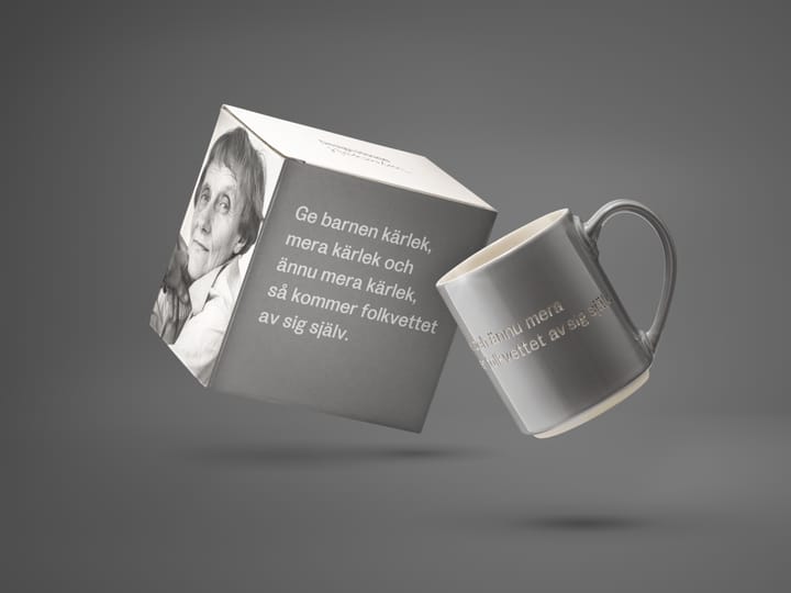 Astrid Lindgren 马克杯, Give the children love - 灰色-swedish - Design House Stockholm