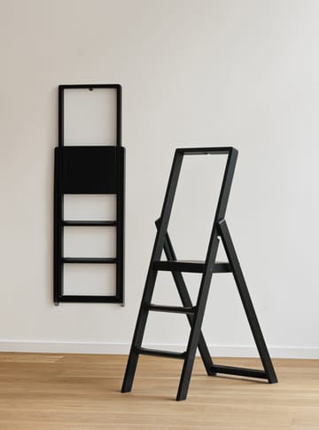 Step ladder - 黑色-stained - Design House Stockholm