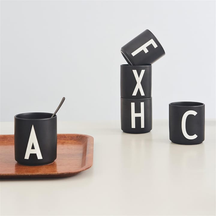 Design Letters 杯子 black - C - Design Letters