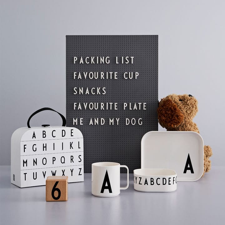 Design Letters children's dinnerware set, D Design Letters