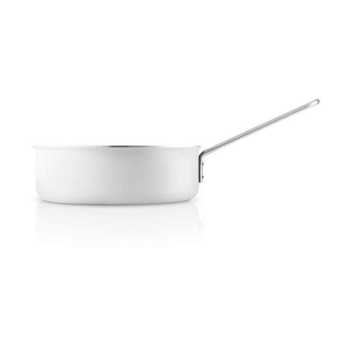 Eva Trio White Line Slip-Let 陶瓷制品 sauté pan - 24 cm - Eva Solo