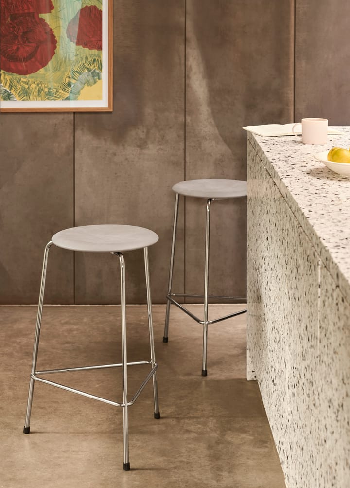 High Dot stool leather 凳子 - Lava 灰色-chrome - Fritz Hansen