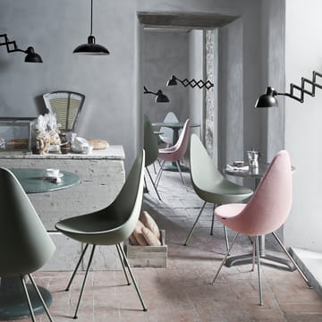 Kaiser Idell 6718-W 壁灯 - Matte 黑色 - Fritz Hansen