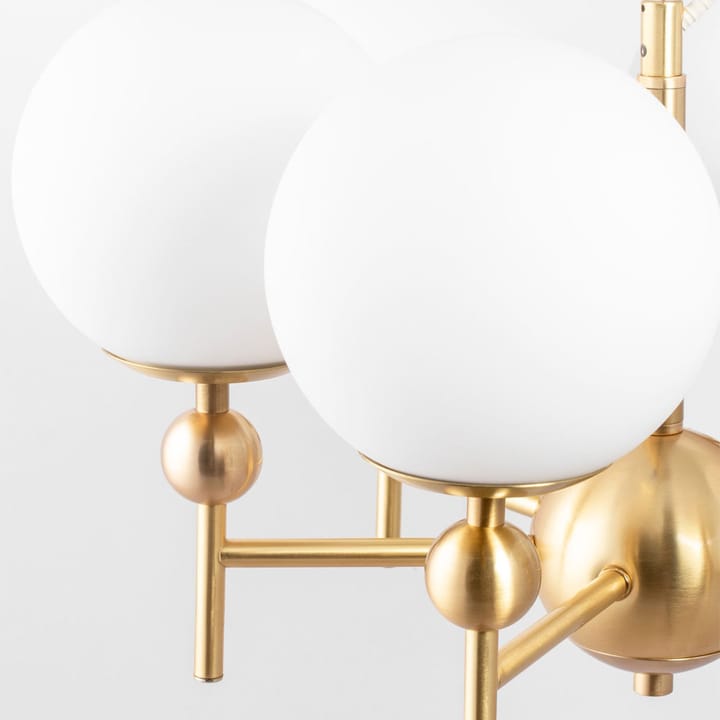 Astrid Pendant - Brass/白色, 8 lamps - Globen Lighting