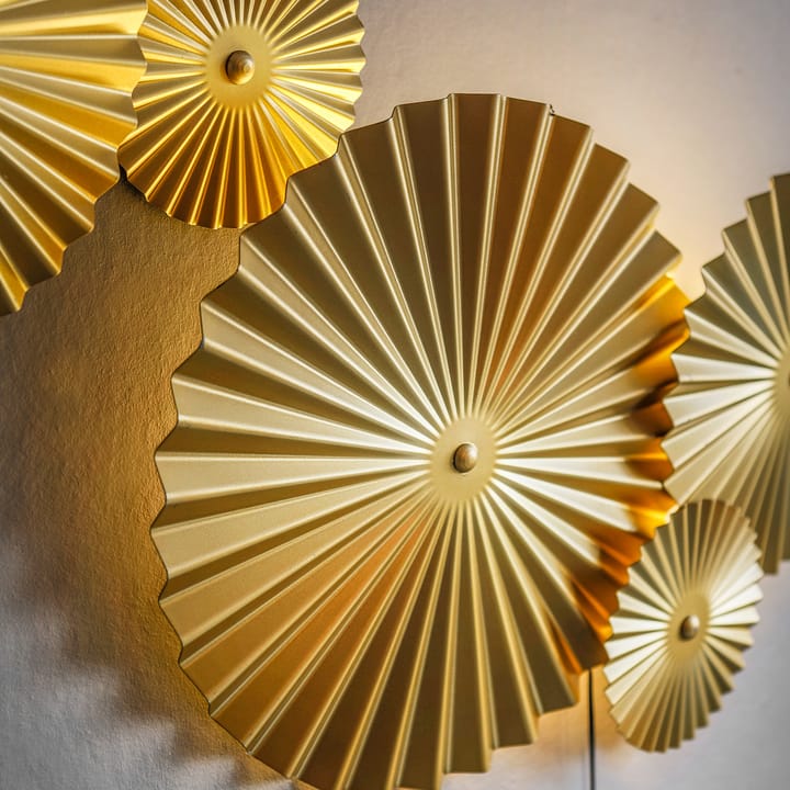 Omega 壁灯, Brushed brass Globen Lighting