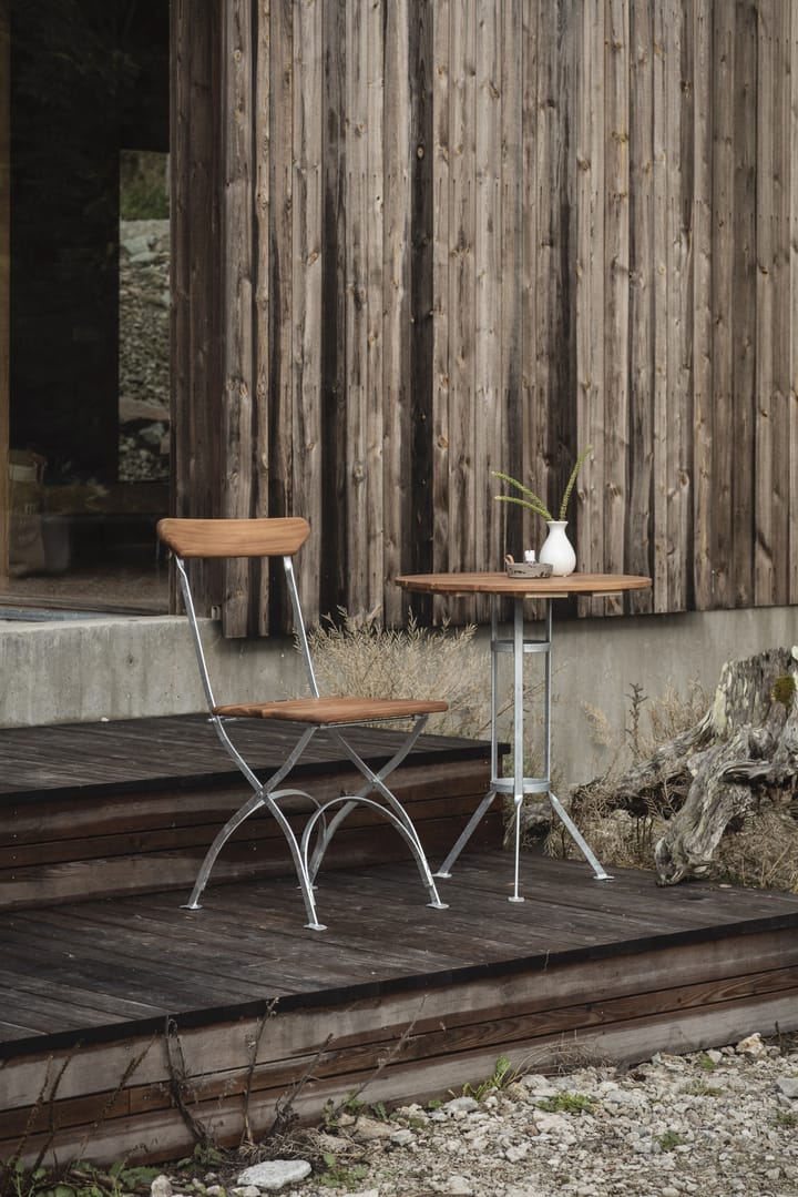 Bryggeri tripod 桌子 - Teak-hot-dip galvanized stand - Grythyttan Stålmöbler