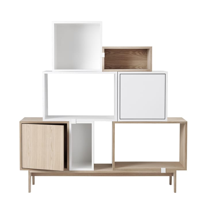 Stacked 2.0 shelving with door, medium - 白色 - Muuto