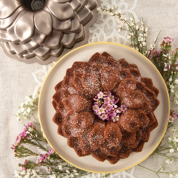 Nordic Ware blossom bundt baking tin - 2.4 L - Nordic Ware