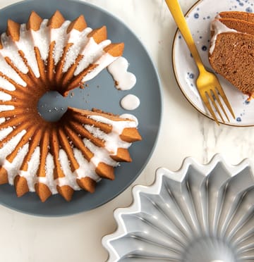 Nordic Ware brilliance bundt baking tin - 2.4 L - Nordic Ware