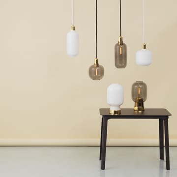 Amp 灯 小 - 白色-brass - Normann Copenhagen