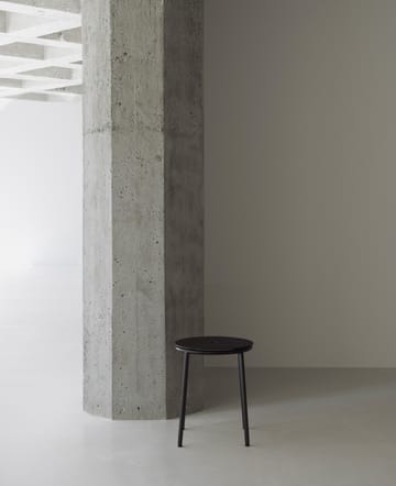 Circa stool 45 cm 凳子 - 黑色 aluminium - Normann Copenhagen