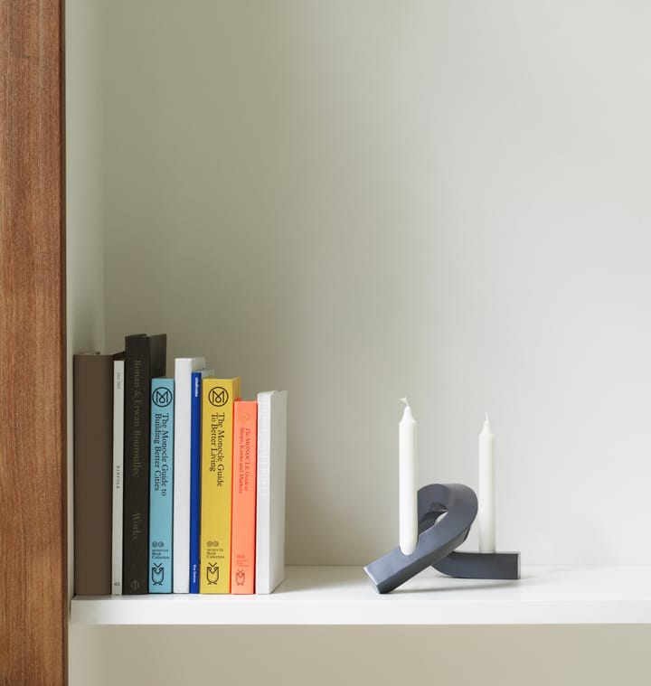 Crooked 烛台 2, 灰色 Normann Copenhagen