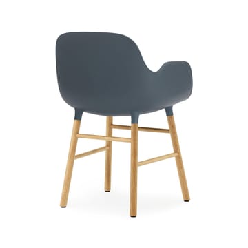 Form armchair - 蓝色, 自然木色 legs - Normann Copenhagen