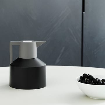 Geo vacuum jug - 黑色 - Normann Copenhagen