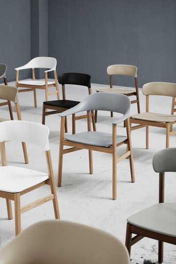 Herit armchair oak - 灰色 - Normann Copenhagen