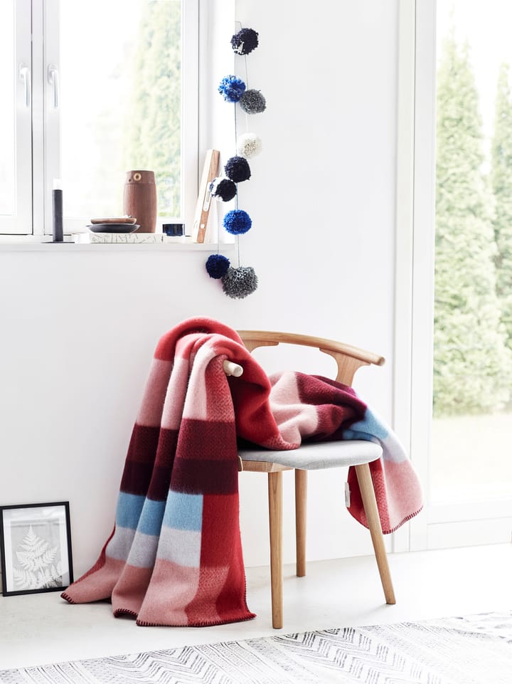 Mikkel 迈克尔彩色羊羔毛毯子 135x200 cm - 红色 - Røros Tweed