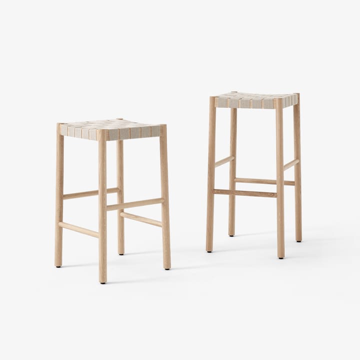 Betty TK7 barstool - 黑色, nature braided 亚麻色 band seat - &Tradition