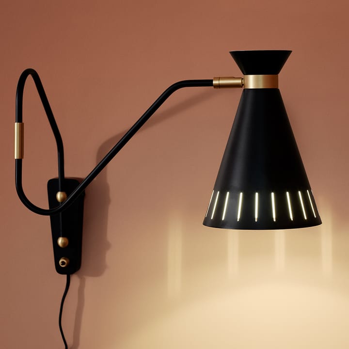 Cone 壁灯, 黑色 noir, brass details Warm Nordic