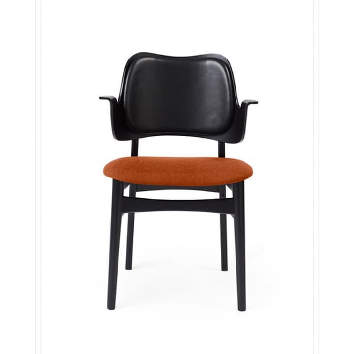 Gesture 椅子, upholstered seat 和 back - Fabric rusty rosé, 皮革 backrest, 黑色 涂漆的 beech legs - Warm Nordic